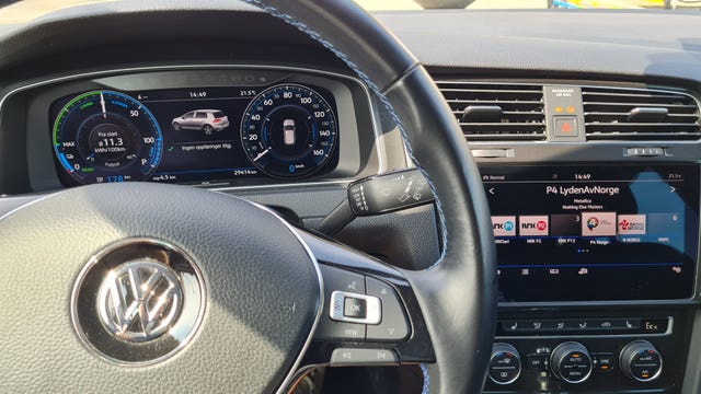 2019 VOLKSWAGEN GOLF - 15