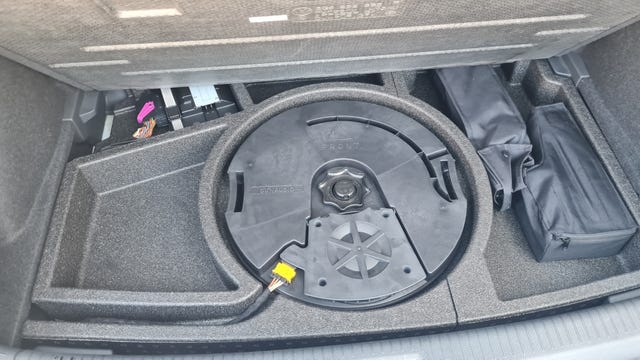 2019 VOLKSWAGEN GOLF - 18