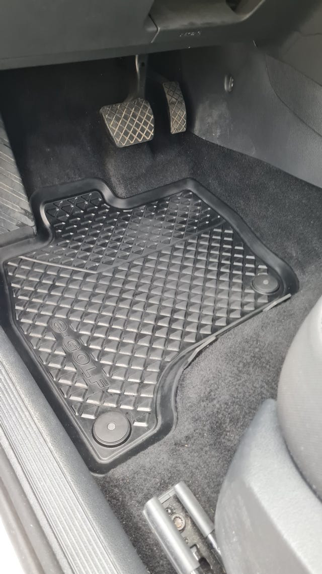 2019 VOLKSWAGEN GOLF - 35