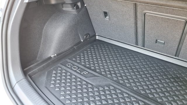 2019 VOLKSWAGEN GOLF - 21