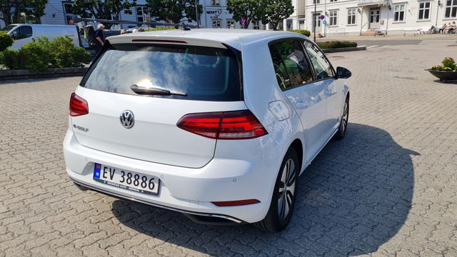 WVWZZZAUZKW905242 2019 VOLKSWAGEN GOLF-3