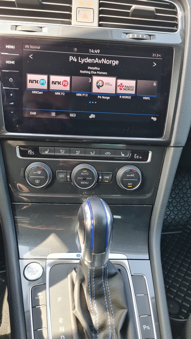 2019 VOLKSWAGEN GOLF - 16