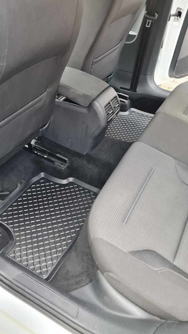 2019 VOLKSWAGEN GOLF - 30