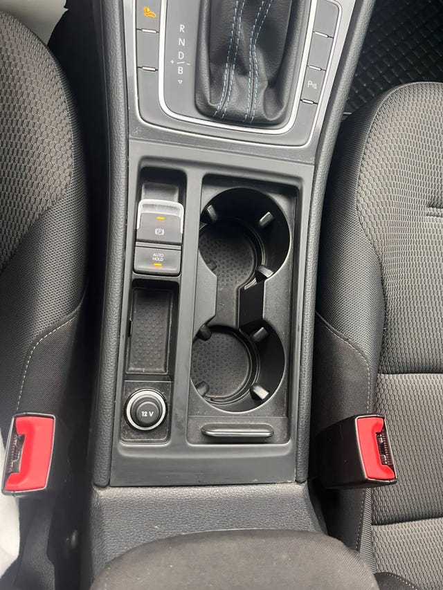 2018 VOLKSWAGEN GOLF - 19