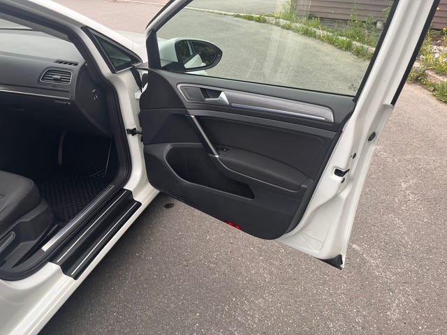 2018 VOLKSWAGEN GOLF - 13