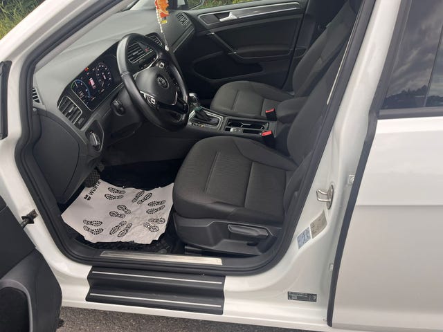 2018 VOLKSWAGEN GOLF - 8