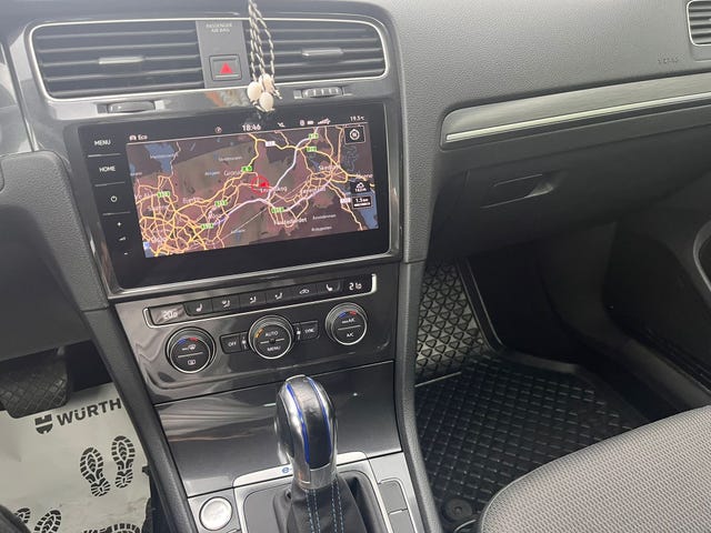 2018 VOLKSWAGEN GOLF - 23