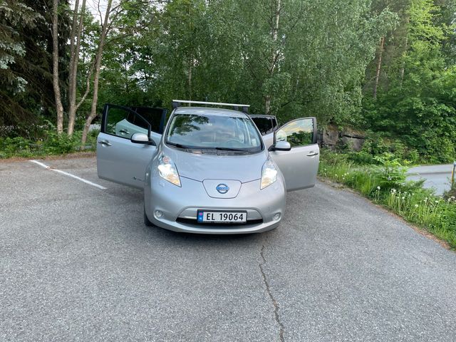 2012 NISSAN LEAF - 4