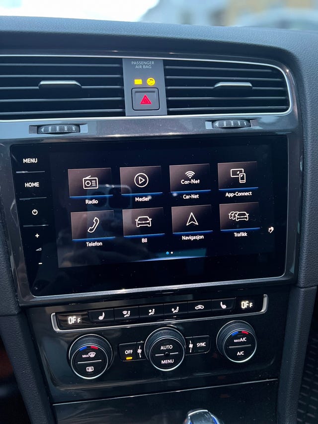 2019 VOLKSWAGEN GOLF - 13