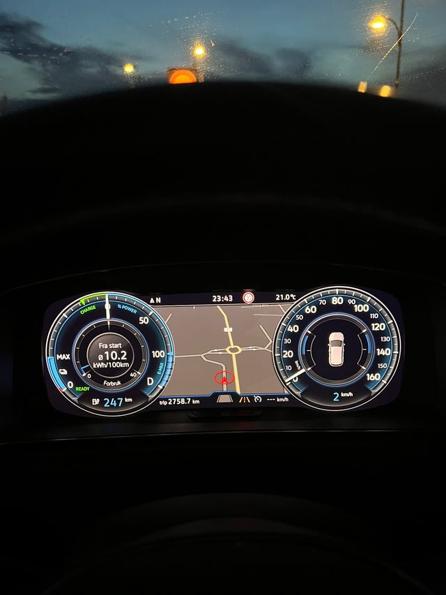 2019 VOLKSWAGEN GOLF - 8
