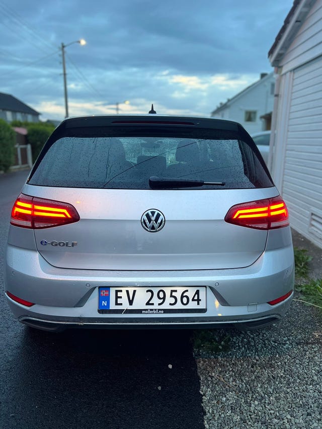 2019 VOLKSWAGEN GOLF - 17