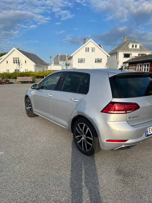2019 VOLKSWAGEN GOLF - 7