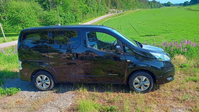 VSKTAAME0U0600898 2019 NISSAN E-NV200-5