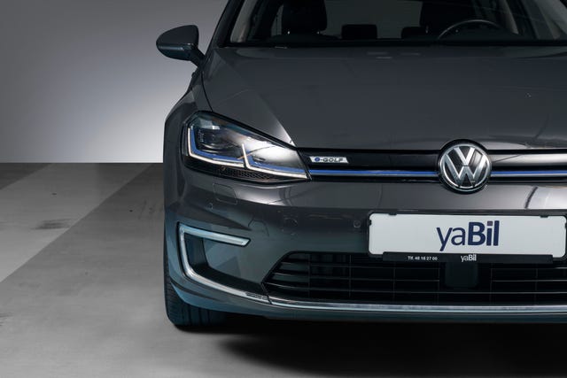 WVWZZZAUZJW902341 2018 VOLKSWAGEN GOLF-3