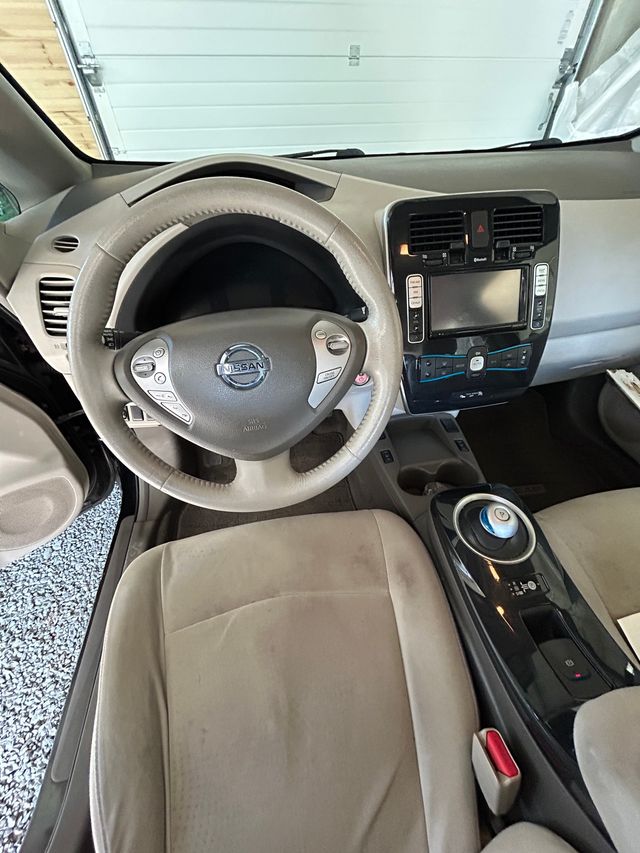 2012 NISSAN LEAF - 8