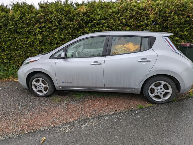 2012 NISSAN LEAF - 7