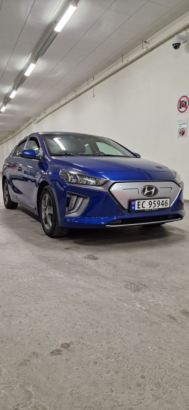 KMHC851JFMU075640 2021 HYUNDAI IONIQ-0