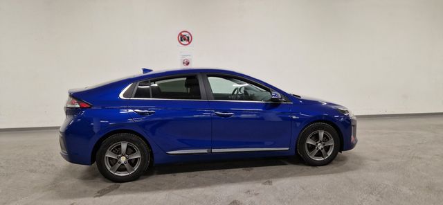 KMHC851JFMU075640 2021 HYUNDAI IONIQ-4