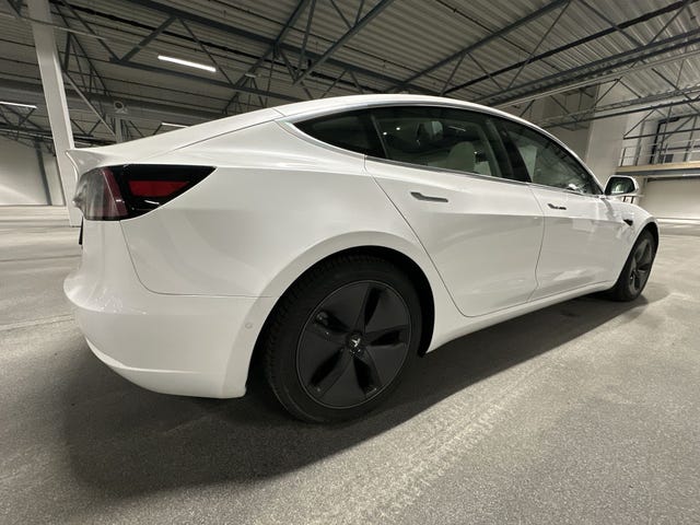 5YJ3E7EB4KF217816 2019 TESLA MODEL 3-5