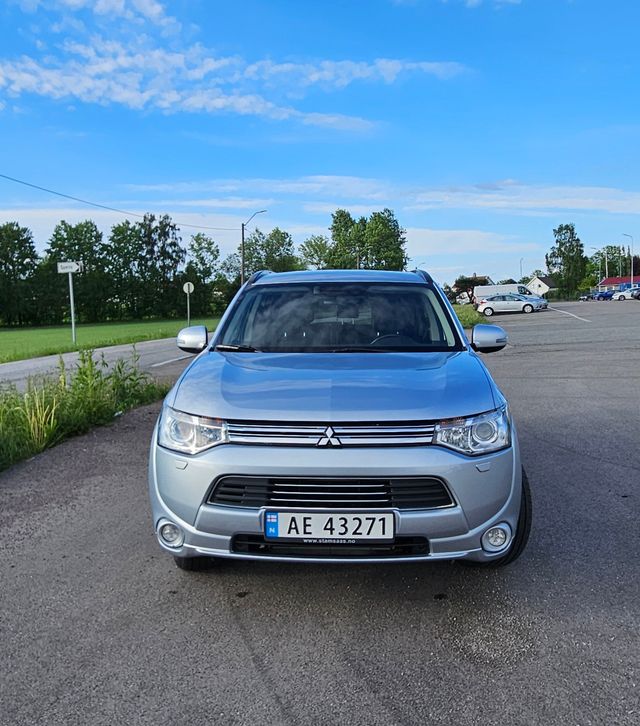 2014 MITSUBISHI OUTLANDER - 2