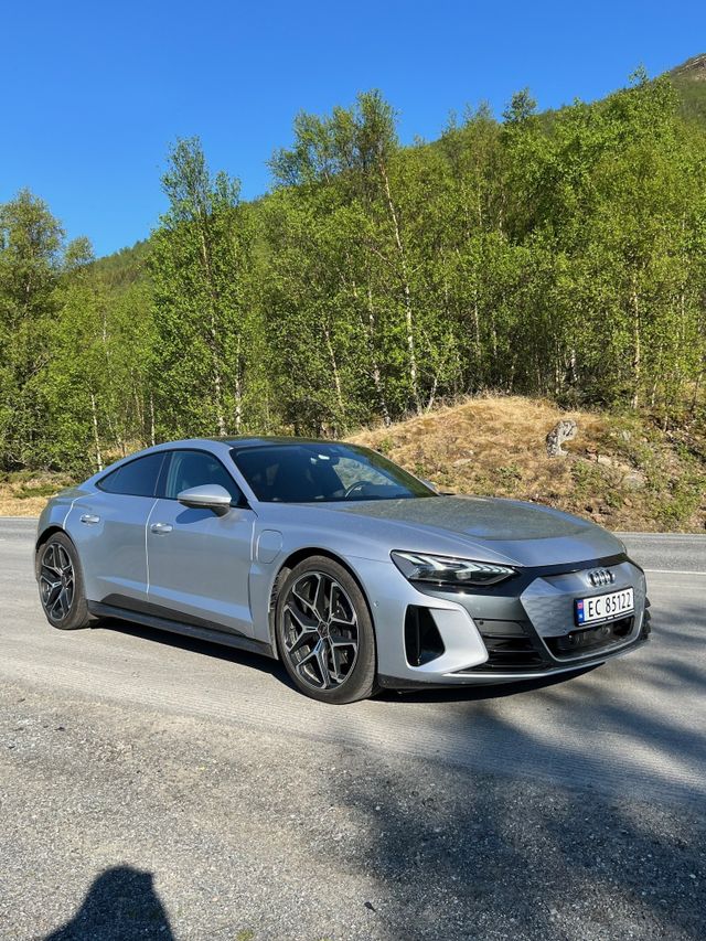 2022 AUDI E-TRON GT - 30