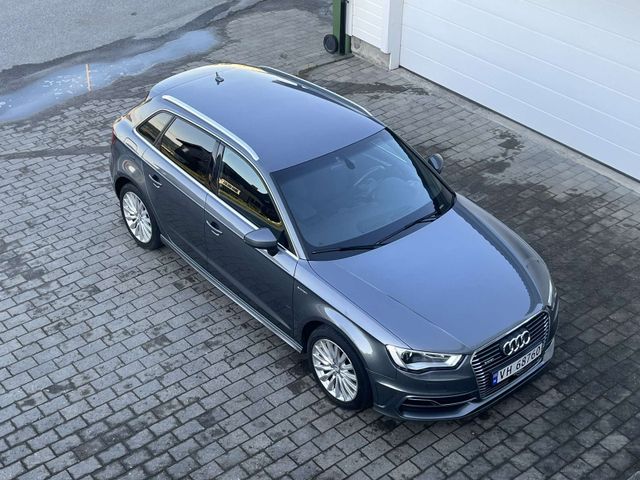 2015 AUDI A3 - 9