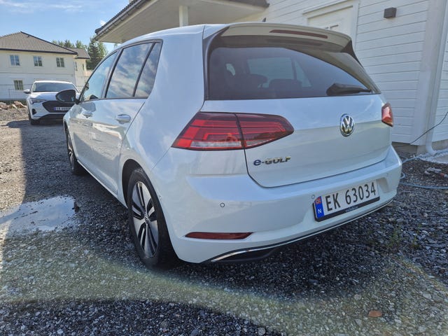 2018 VOLKSWAGEN GOLF - 18