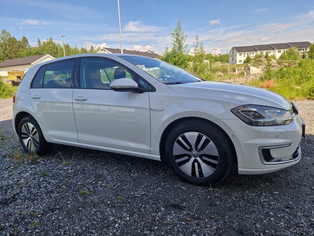 2018 VOLKSWAGEN GOLF - 14