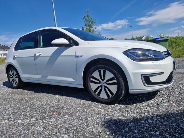 WVWZZZAUZJ8903263 2018 VOLKSWAGEN GOLF-4
