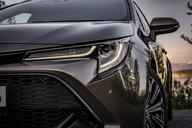 2019 TOYOTA COROLLA - 2