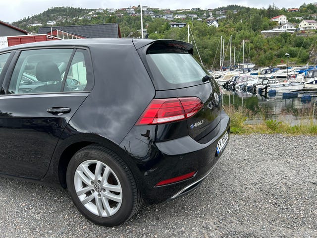 2019 VOLKSWAGEN GOLF - 17