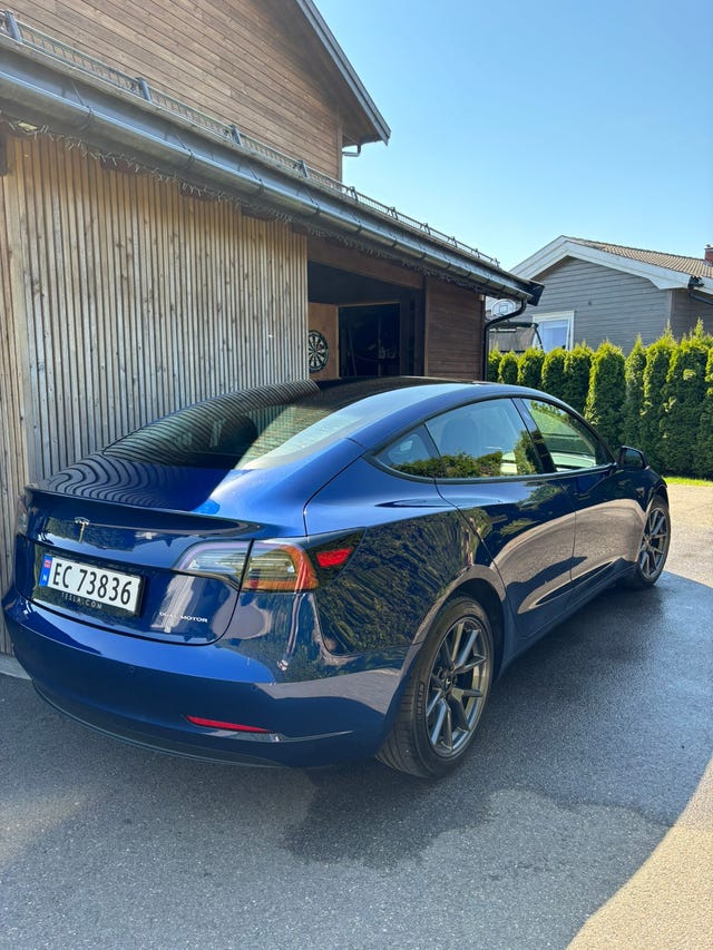 5YJ3E7EB4MF971401 2021 TESLA MODEL 3-2