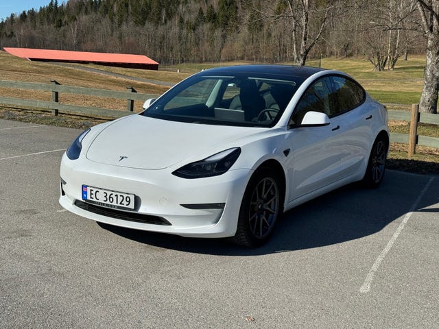 5YJ3E7EB7MF896175 2021 TESLA MODEL 3-2