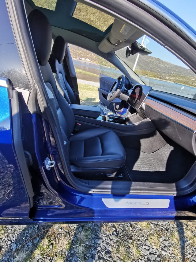 2019 TESLA MODEL 3 - 8