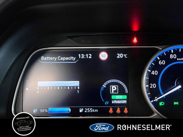 2022 NISSAN LEAF - 13