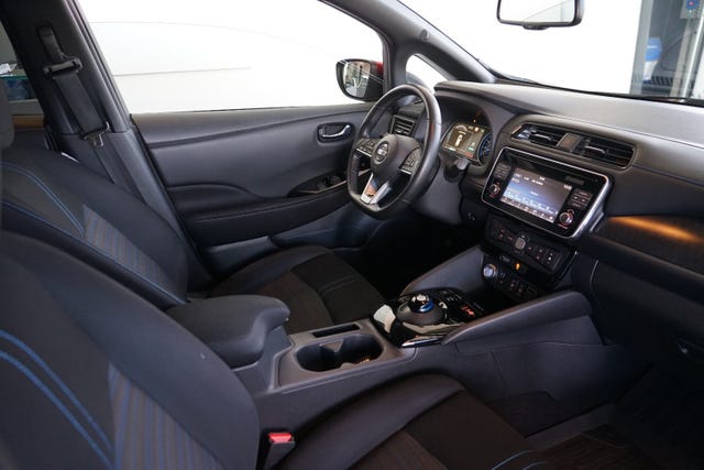 SJNFAAZE1U0022299 2018 NISSAN LEAF-3