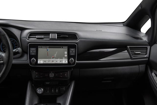 2022 NISSAN LEAF - 20