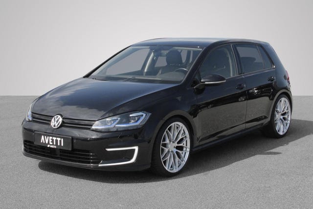 WVWZZZAUZJ8910345 2018 VOLKSWAGEN GOLF-0