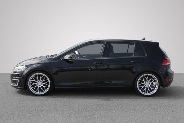 2018 VOLKSWAGEN GOLF - 8