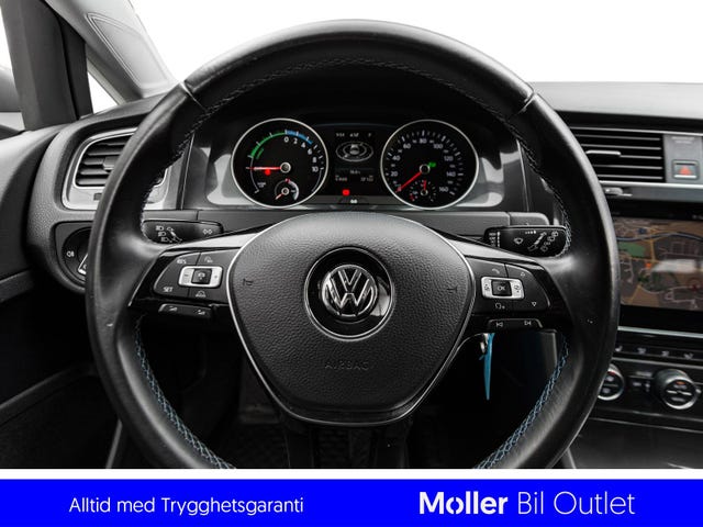 2018 VOLKSWAGEN GOLF - 18