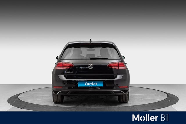 WVWZZZAUZJ8906263 2018 VOLKSWAGEN GOLF-3