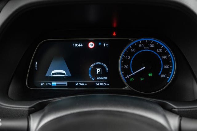 2021 NISSAN LEAF - 15