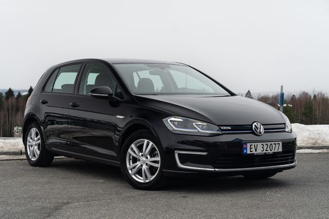 WVWZZZAUZK8903853 2019 VOLKSWAGEN GOLF-1