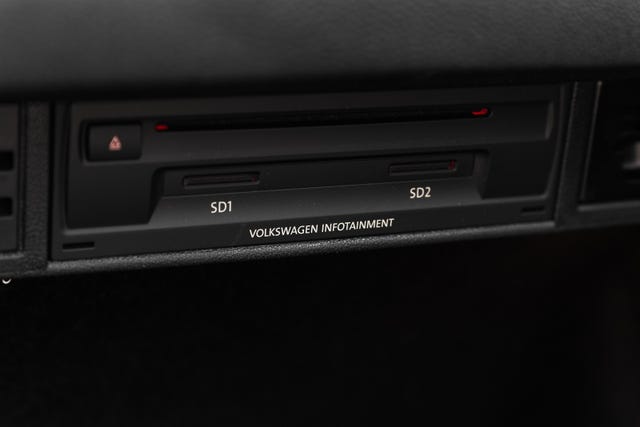 2019 VOLKSWAGEN GOLF - 30