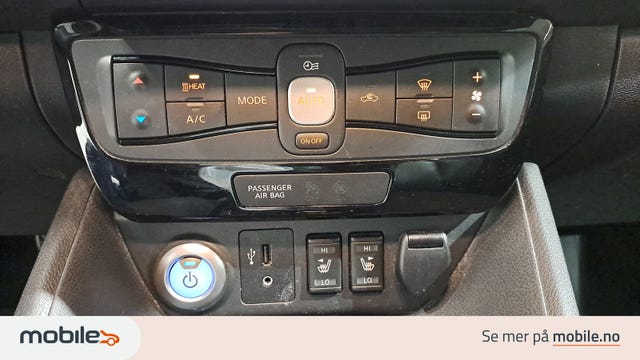 2018 NISSAN LEAF - 18