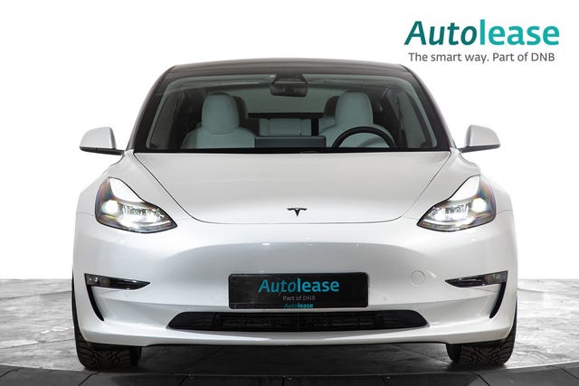 5YJ3E7EB8MF895777 2021 TESLA MODEL 3-4