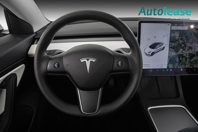 2021 TESLA MODEL 3 - 21