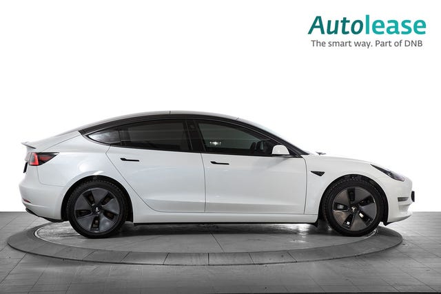 5YJ3E7EB8MF895777 2021 TESLA MODEL 3-2