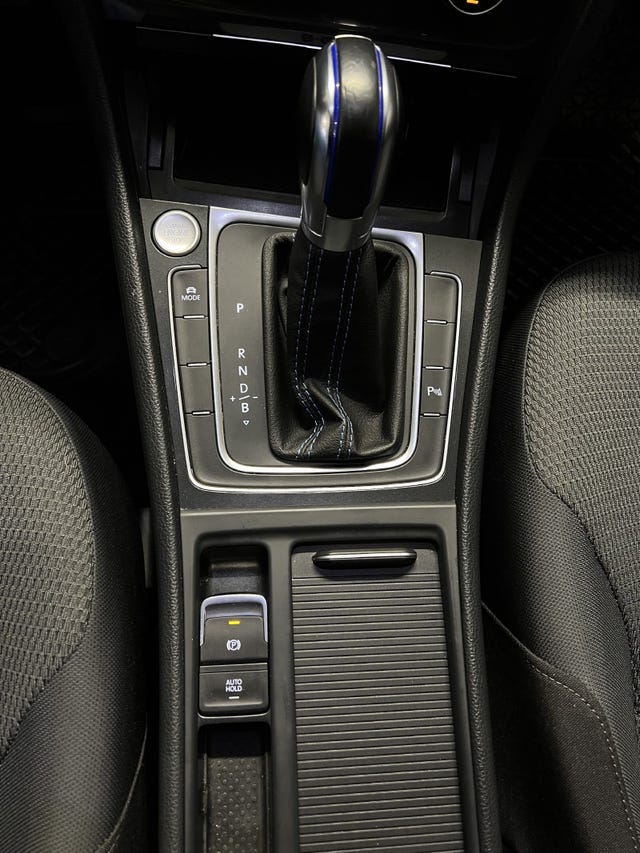 2018 VOLKSWAGEN GOLF - 71