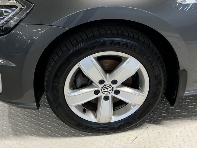 2018 VOLKSWAGEN GOLF - 17